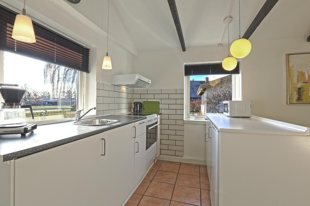 Strandens Apartment Исхёй Экстерьер фото